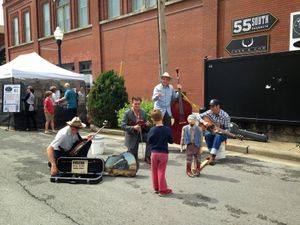 Bluegrass band downtown Franklin